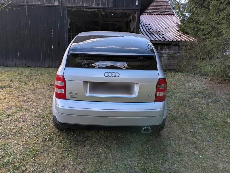 Gebraucht Audi A2 75 PS (55 kW) 2001 Silber Kleinwagen