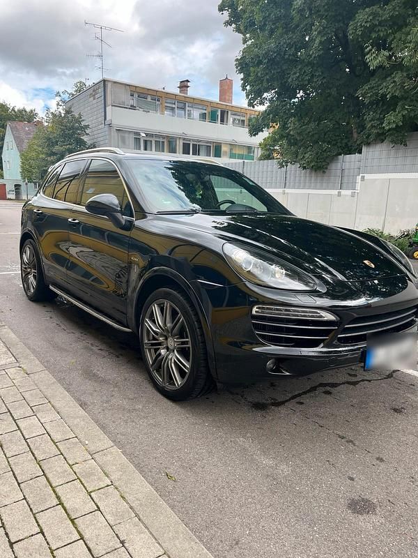 Schwarz Gebraucht 2014 Porsche Cayenne Turbo SUV | 18.500 € - Bild 1/4
