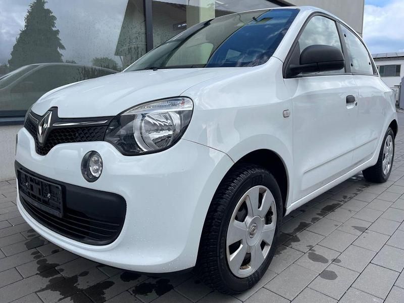 Weiß Gebraucht 2017 Renault Twingo Life Kleinwagen | 6.990 € (Fairer Preis) - Bild 1/4