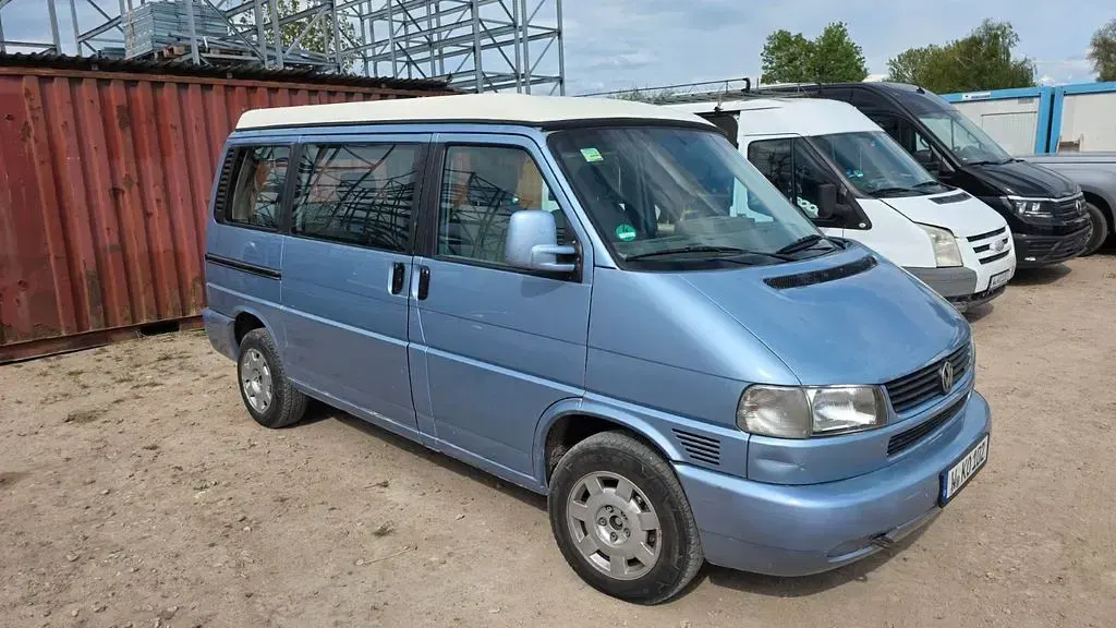 Gebraucht VW Multivan 102 PS (75 kW) 1998 Blau Van / Kleinbus