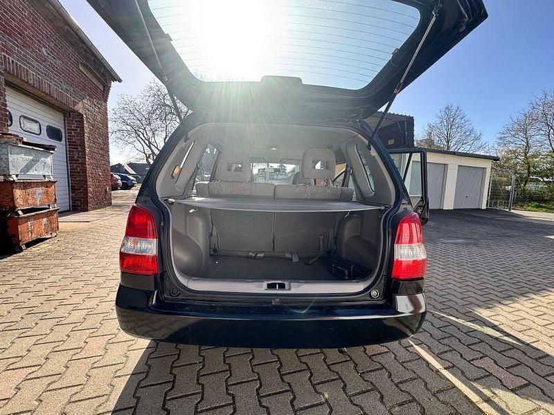 Gebraucht Mazda Demio Comfort 63 PS (46 kW) 2001 Schwarz Kleinwagen