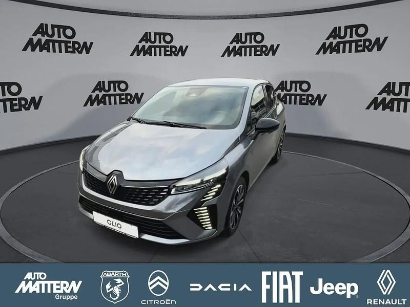 Grau Gebraucht 2024 Renault Clio V Techno Limousine | 16.989 € (Fairer Preis) - Bild 1/4