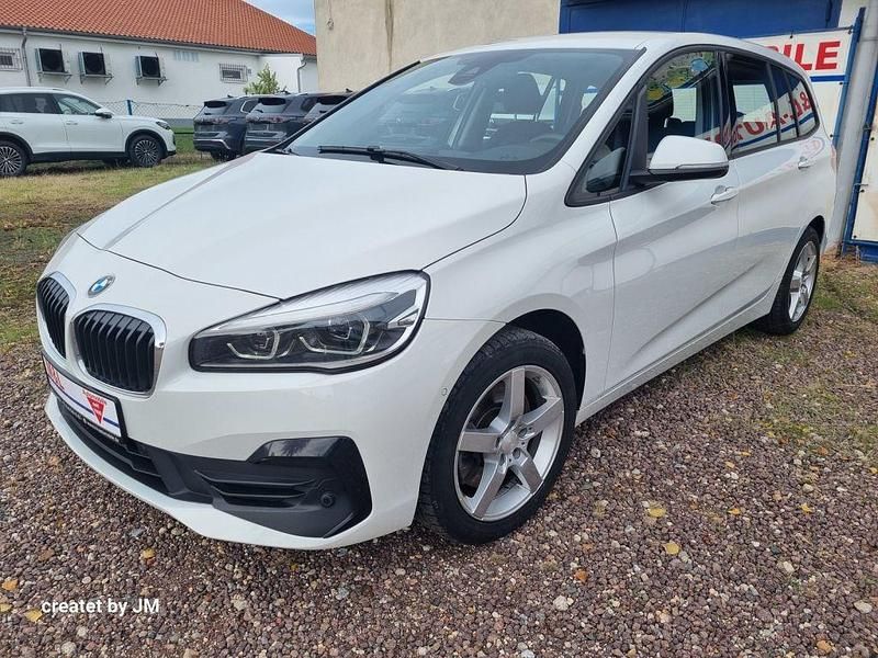 Weiß Gebraucht 2021 BMW 218 Kombi | 16.998 € (Superpreis) - Bild 1/4
