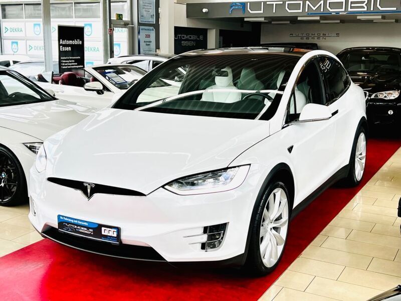 Weiß Gebraucht 2017 Tesla Model X SUV | 44.999 € - Bild 1/4