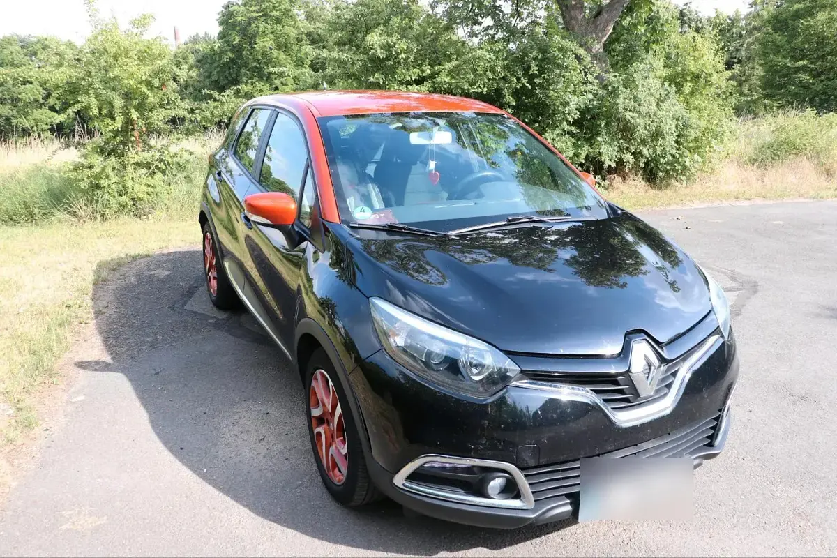 Gebraucht Renault Captur Dynamique 90 PS (66 kW) 2014 Schwarz SUV