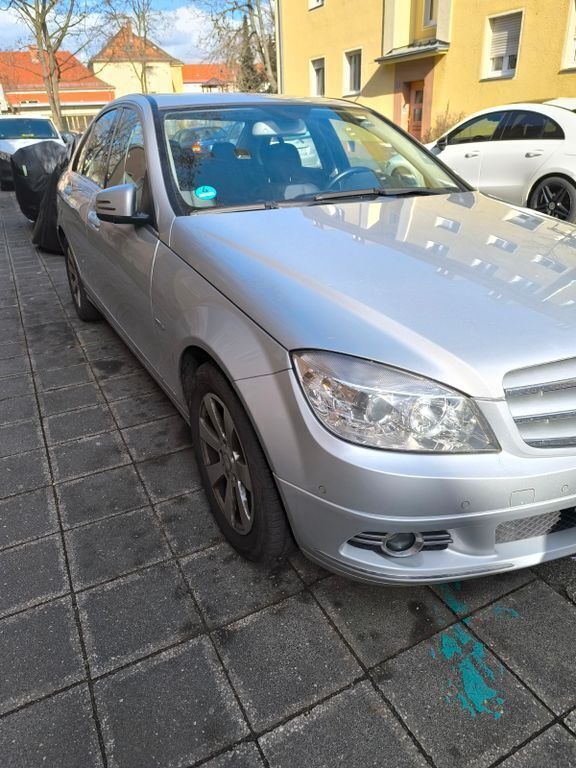 Silber Gebraucht 2010 Mercedes C180 Limousine | 7.000 € (Fairer Preis) - Bild 1/4
