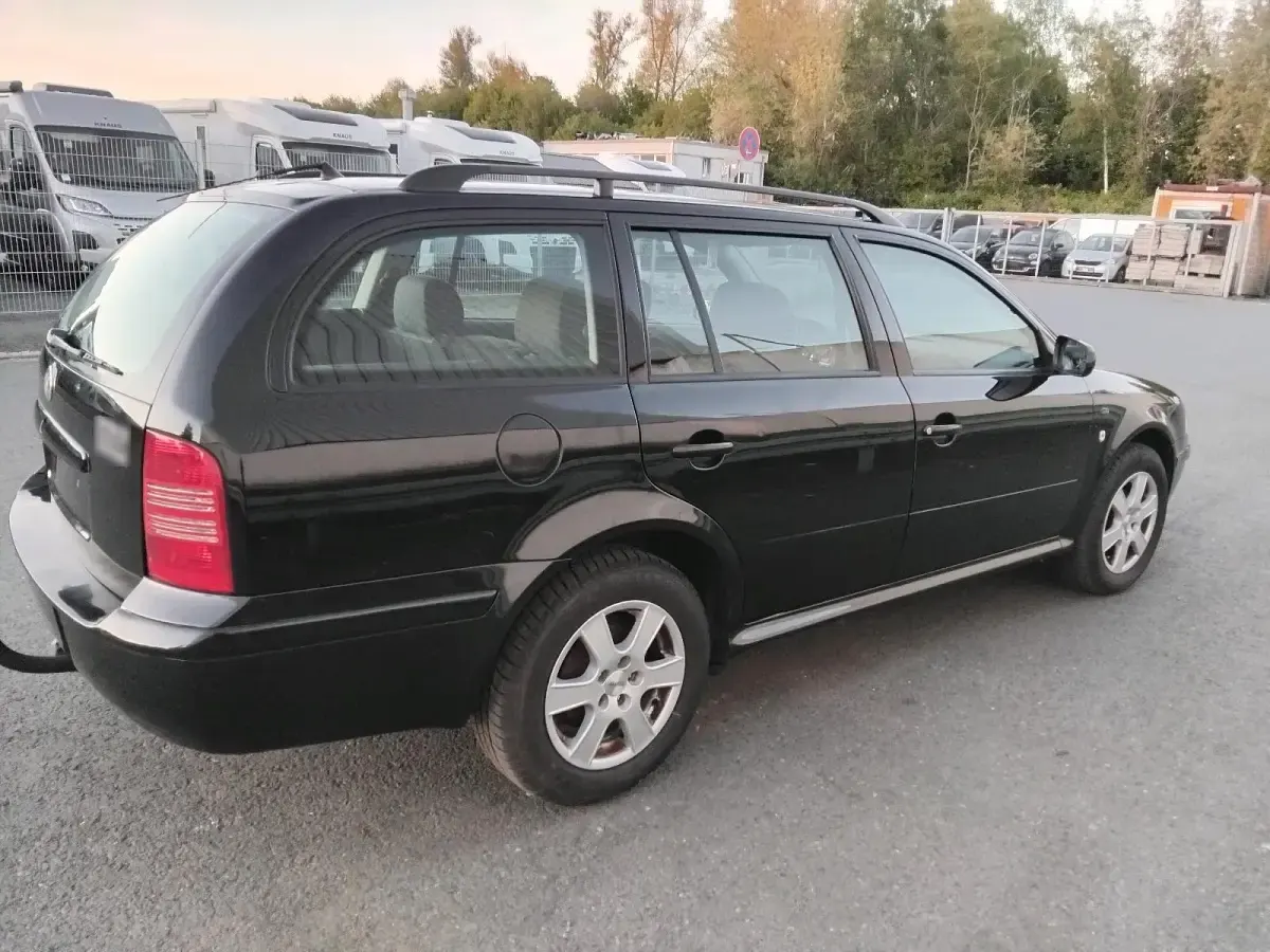 Usata Skoda Octavia 102 CV (75 kW) 2002 Nero Station wagon