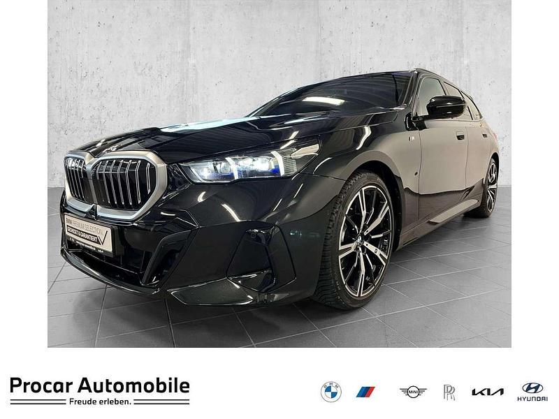 Schwarz Gebraucht 2024 BMW 520 M Sport Kombi | 52.740 € (Superpreis) - Bild 1/3