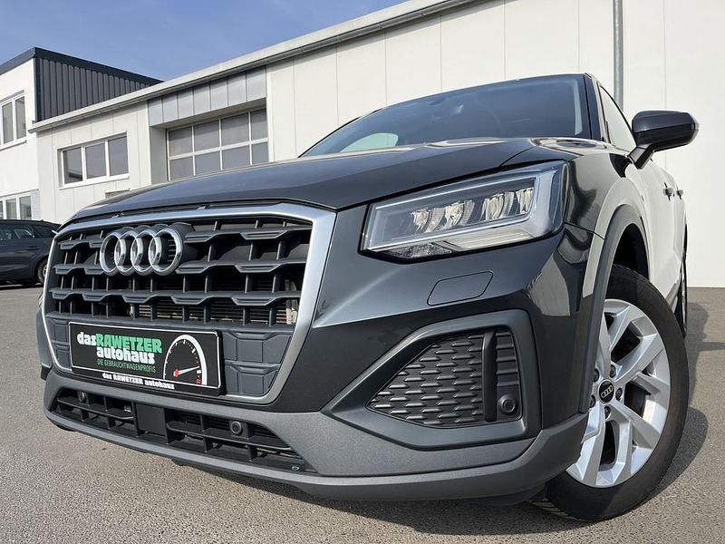 Gebraucht Audi Q2 110 PS (80 kW) 2022 Manhattangrau SUV