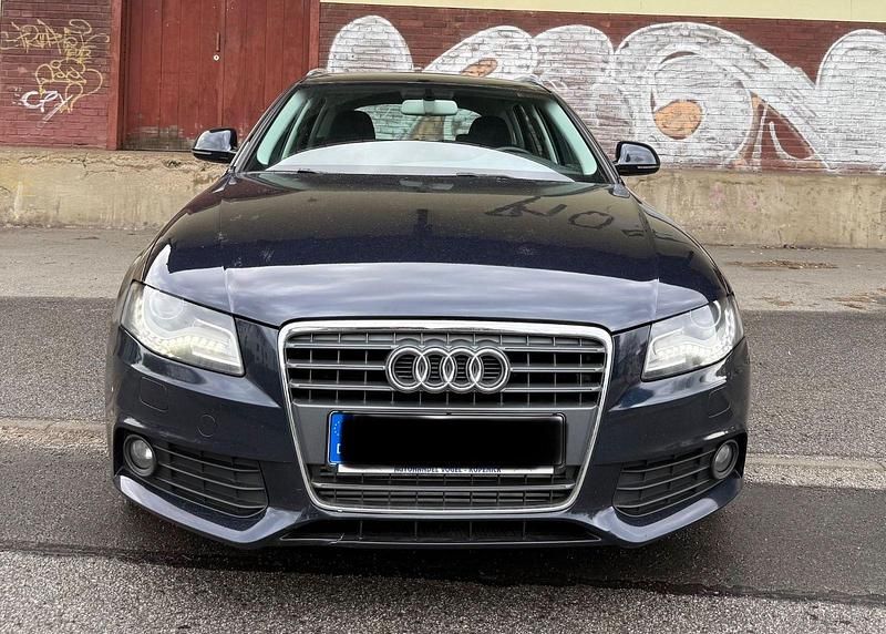 Gebraucht Audi A4 143 PS (105 kW) 2009 Blau Kombi