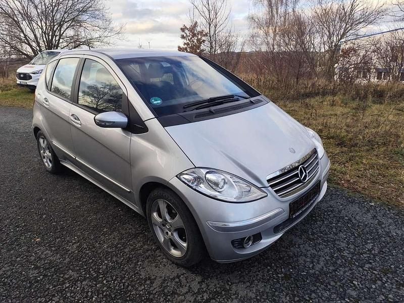 Silber Gebraucht 2006 Mercedes A150 Avantgarde Limousine | 3.790 € (Guter Preis) - Bild 1/4