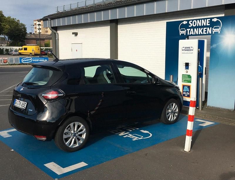 Gebraucht Renault Zoe Experience 79 kW (108 PS) 2020 Schwarz Kleinwagen