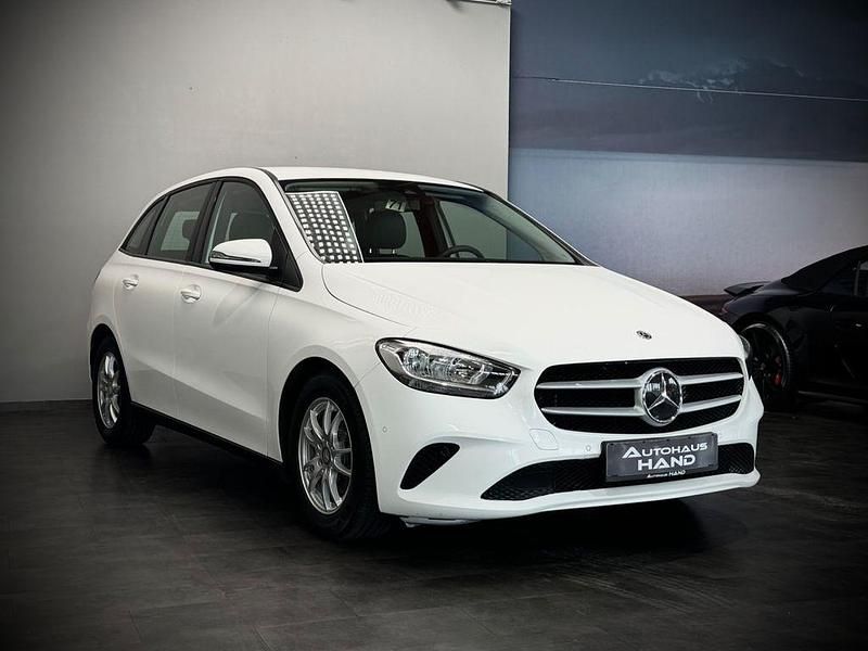 Gebraucht Mercedes B180 136 PS (100 kW) 2019 Polarweiss  unilack Van / Kleinbus