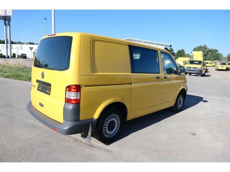 Gebraucht VW T5 84 PS (61 kW) 2011 Ginstergelb r1032 Van