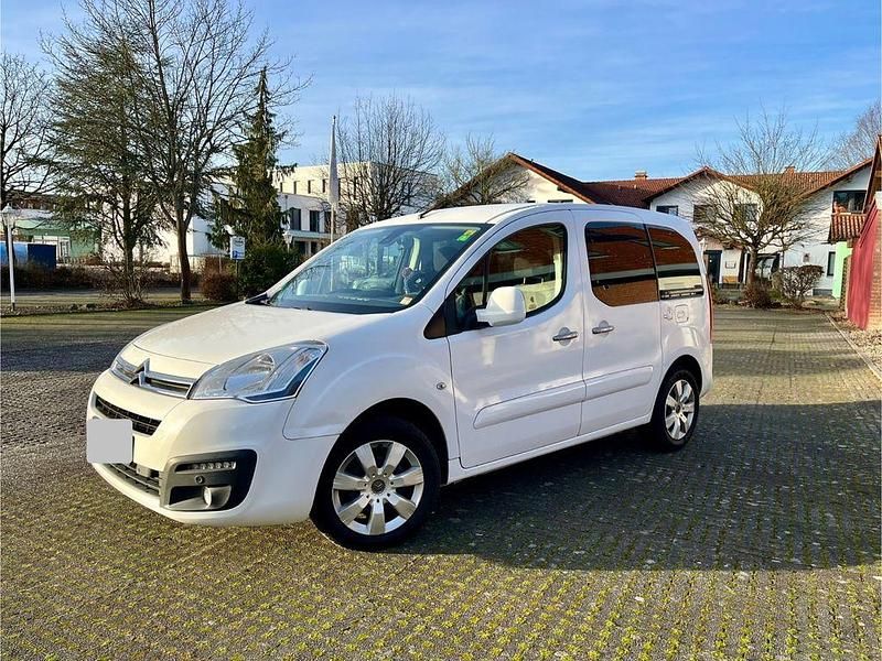 Weiß Gebraucht 2015 Citroën Berlingo Van / Kleinbus | 6.500 € (Guter Preis) - Bild 1/4