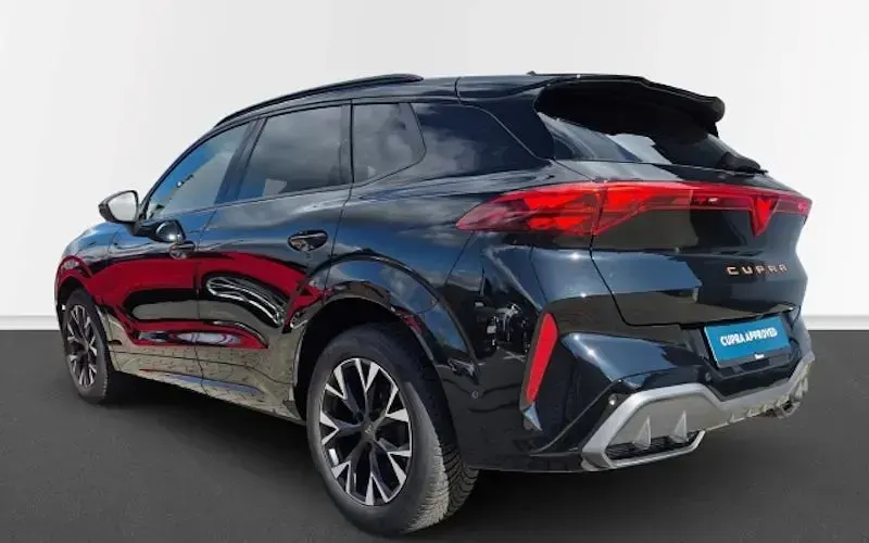 Second-hand Cupra Terramar 150 CP (110 kW) 2025 Negru SUV