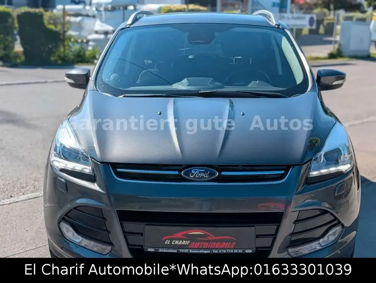 Gebraucht Ford Kuga Titanium 150 PS (110 kW) 2016 Grau SUV