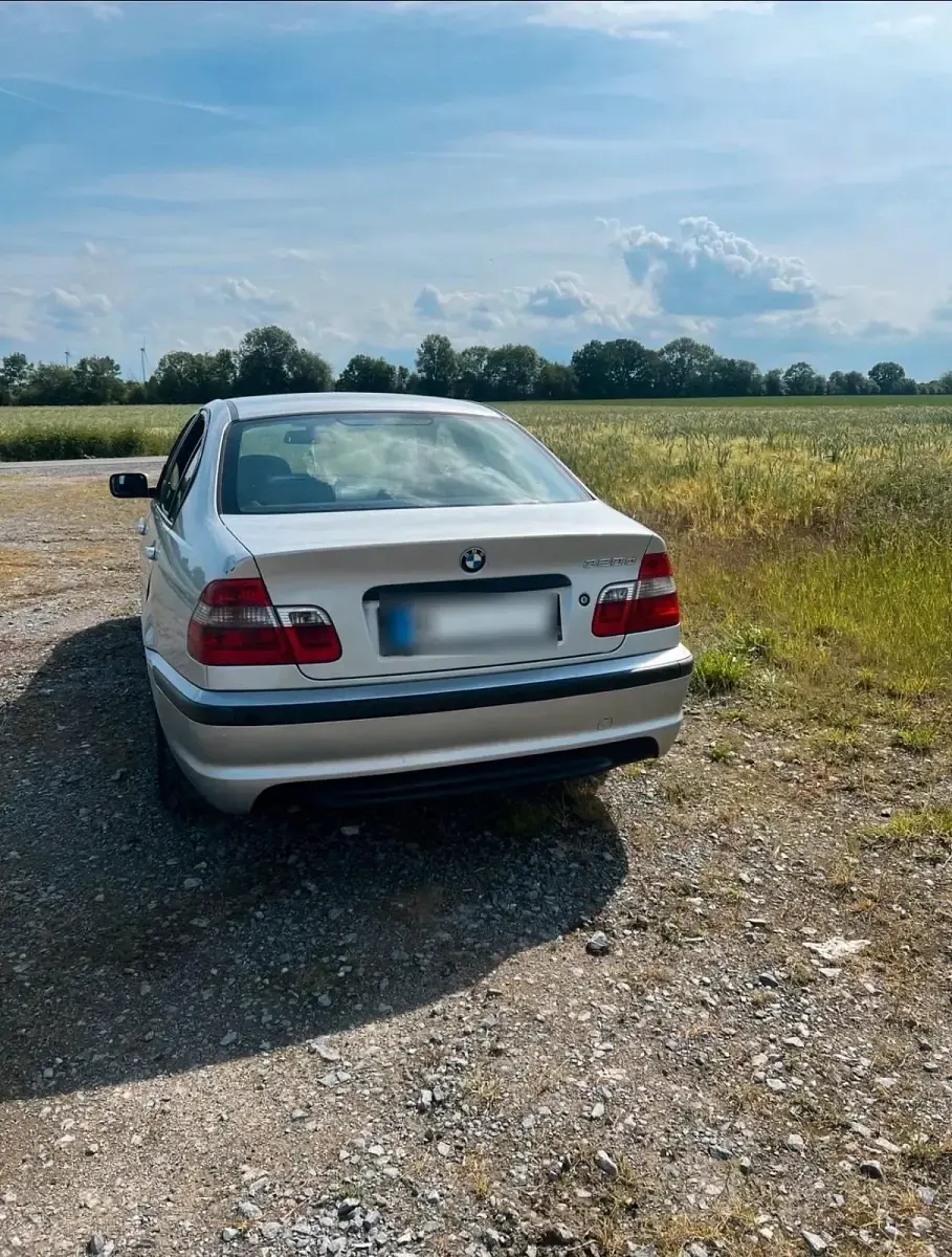 Gebraucht BMW 320 Basis 150 PS (110 kW) 2003 Limousine