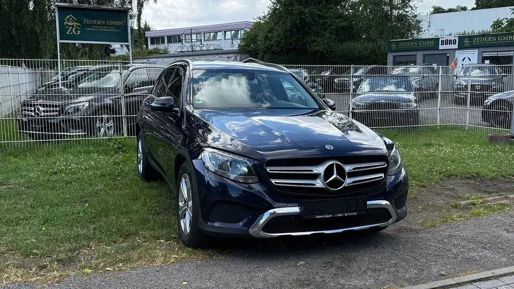 Gebraucht Mercedes GLC220 170 PS (125 kW) 2019 Blau SUV
