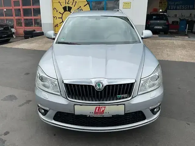 Gebraucht Skoda Octavia RS 170 PS (125 kW) 2012 Silber Kombi