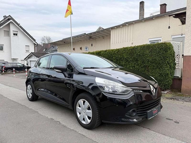 Gebraucht Renault Clio IV 73 PS (53 kW) 2016 Sternenschwarz Kleinwagen