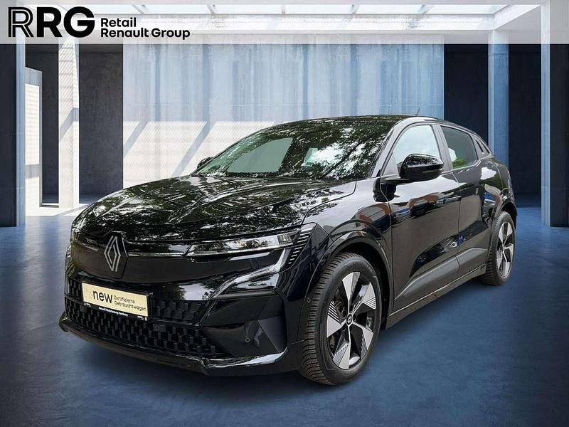 Schwarz Gebraucht 2022 Renault Mégane Equilibre Limousine | 19.890 € (Guter Preis) - Bild 1/3