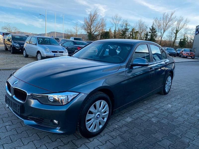 Second-hand BMW 320 184 CP (135 kW) 2012 Gri Berlinǎ