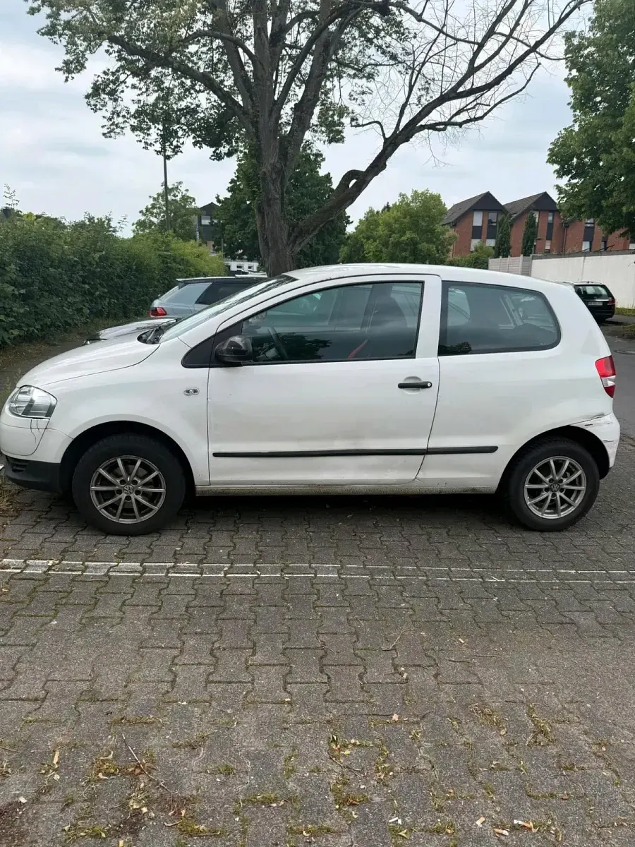 Gebraucht VW Fox 75 PS (55 kW) 2006 Weiß Kleinwagen
