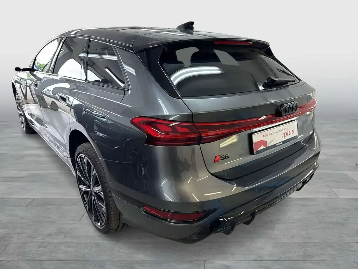 Gebraucht Audi e-tron Edition .1 369 kW (503 PS) 2025 Daytonagrau perleffekt SUV