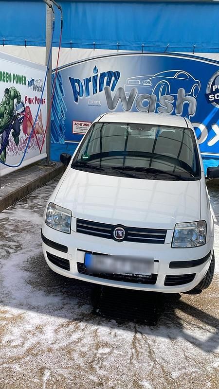 Weiß Gebraucht 2007 Fiat Panda Kleinwagen | 1.600 € (Fairer Preis) - Bild 1/4