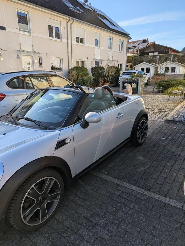 Silber Gebraucht 2012 Mini Roadster Cabrio | 8.700 € - Bild 1/4