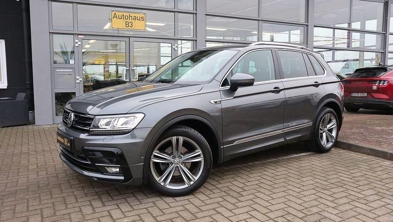 Grau Gebraucht 2018 VW Tiguan Join SUV | 21.490 € (Teuer) - Bild 1/4