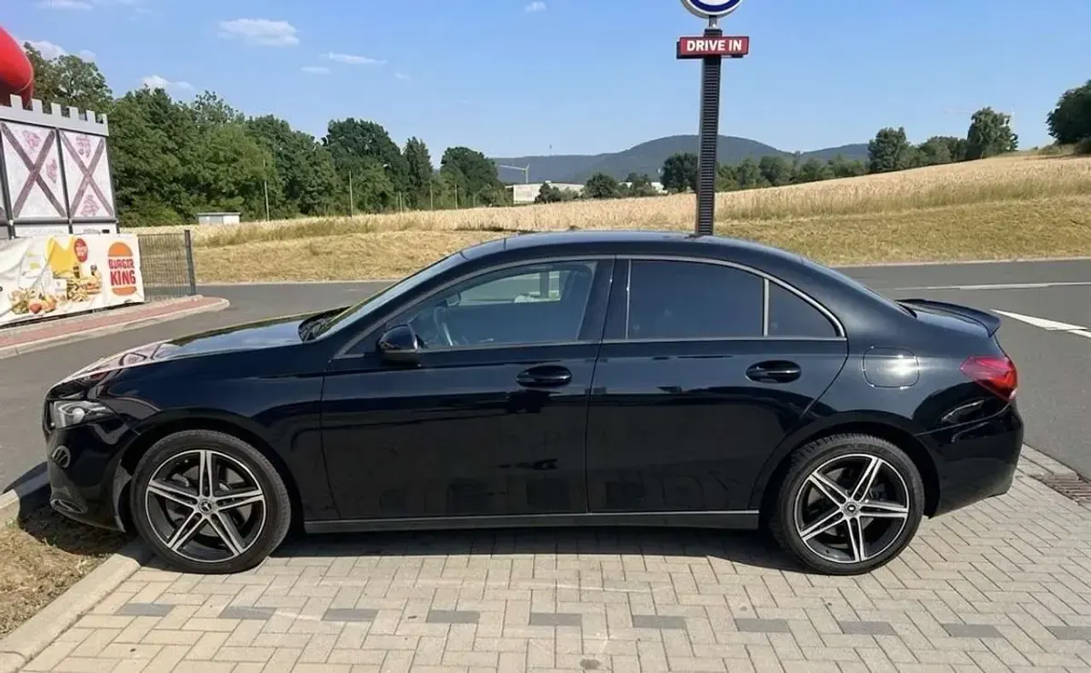 Gebraucht Mercedes A250 218 PS (160 kW) 2021 Limousine