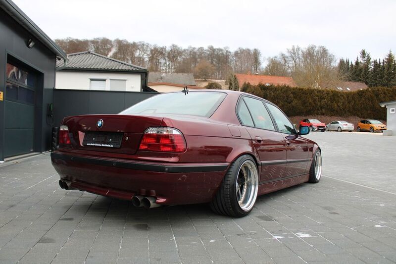 Gebraucht BMW 740 Performance 286 PS (210 kW) 1999 Calypsorot Limousine