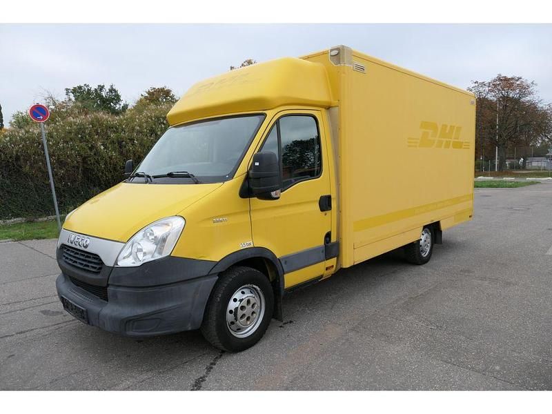 Gelb Gebraucht 2012 Iveco Daily Van | 9.877 € (Etwas zu teuer) - Bild 1/4