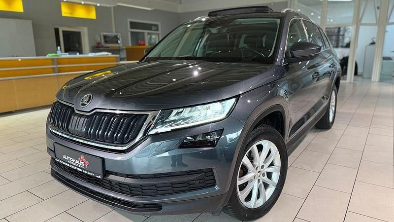 Grau Gebraucht 2021 Skoda Kodiaq Style SUV | 30.990 € (Guter Preis) - Bild 1/4
