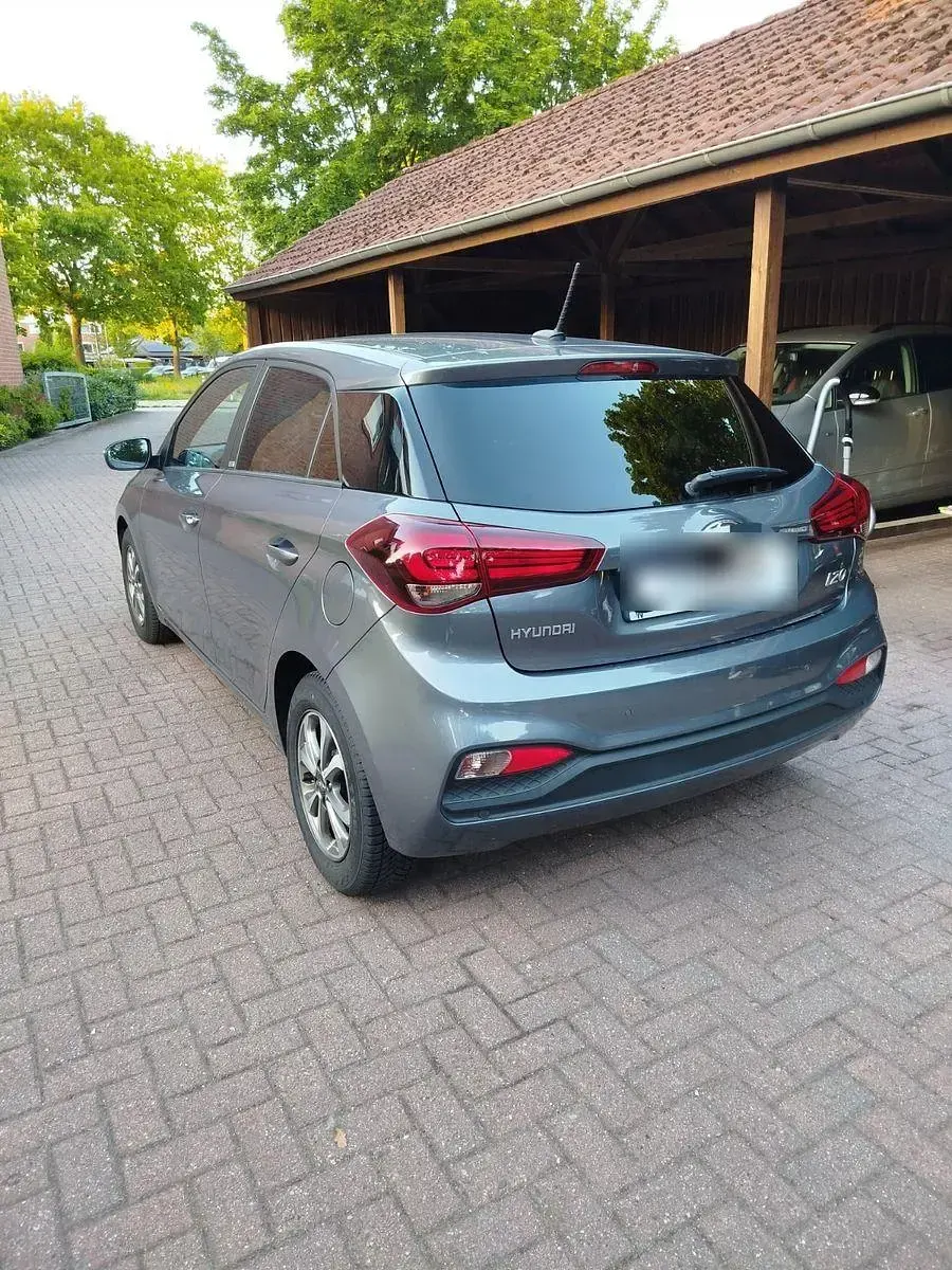 Gebraucht Hyundai i20 Active 101 PS (74 kW) 2020 Kleinwagen