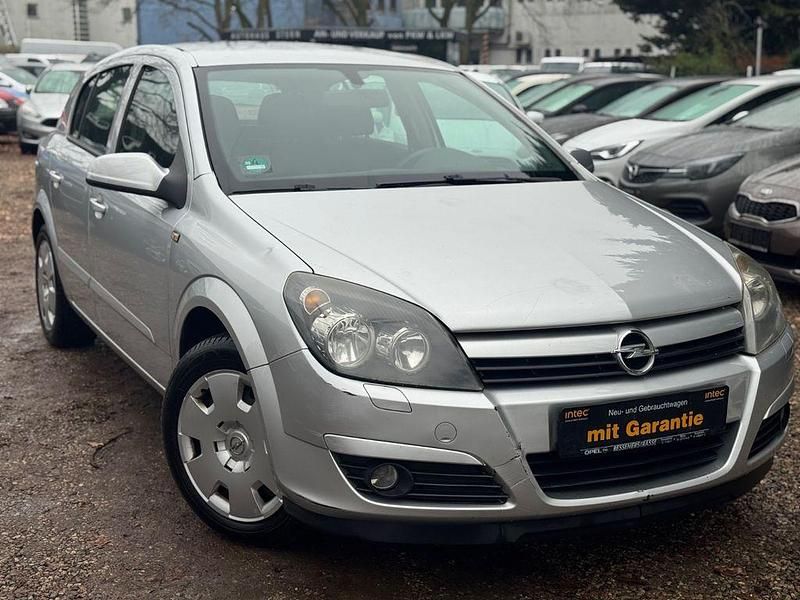 Silber Gebraucht 2005 Opel Astra Limousine | 1.490 € (Fairer Preis) - Bild 1/4
