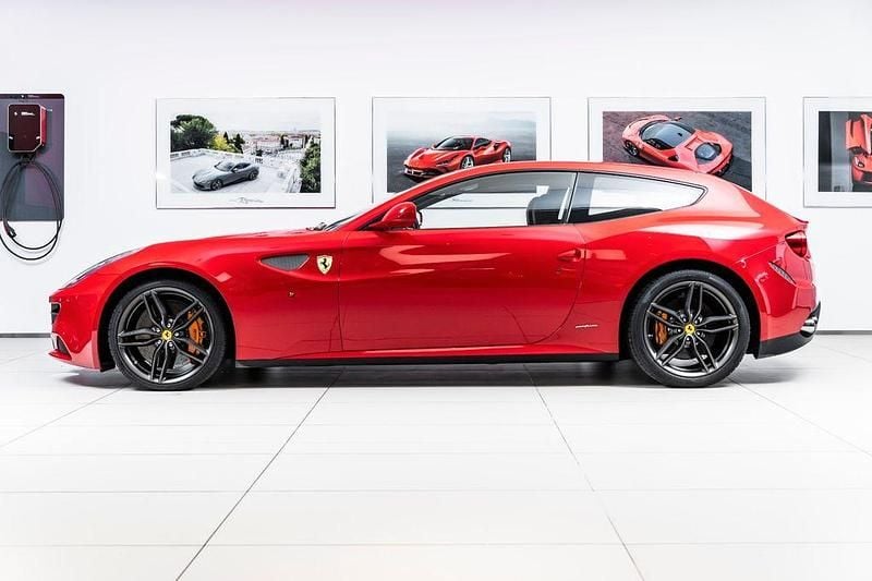 Gebraucht Ferrari FF 659 PS (484 kW) 2015 Rot Kombi