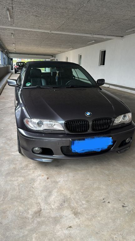 Grau Gebraucht 2005 BMW 320 Cabriolet M Sport Cabrio | 8.500 € (Fairer Preis) - Bild 1/4