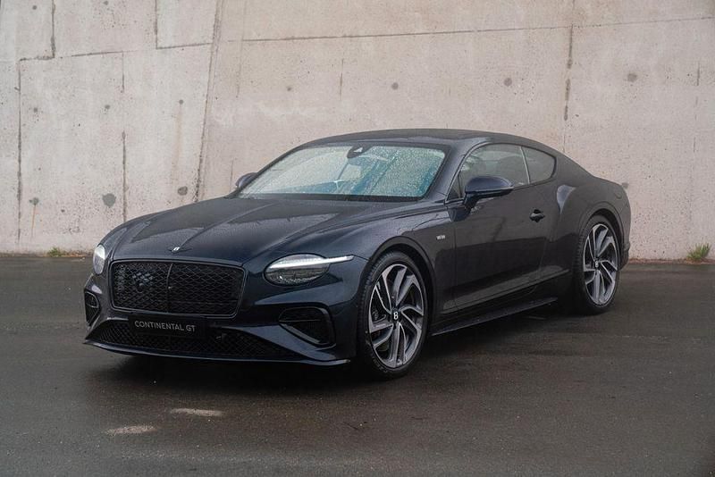 Neu Bentley Continental 782 PS (575 kW) 2025 Blau