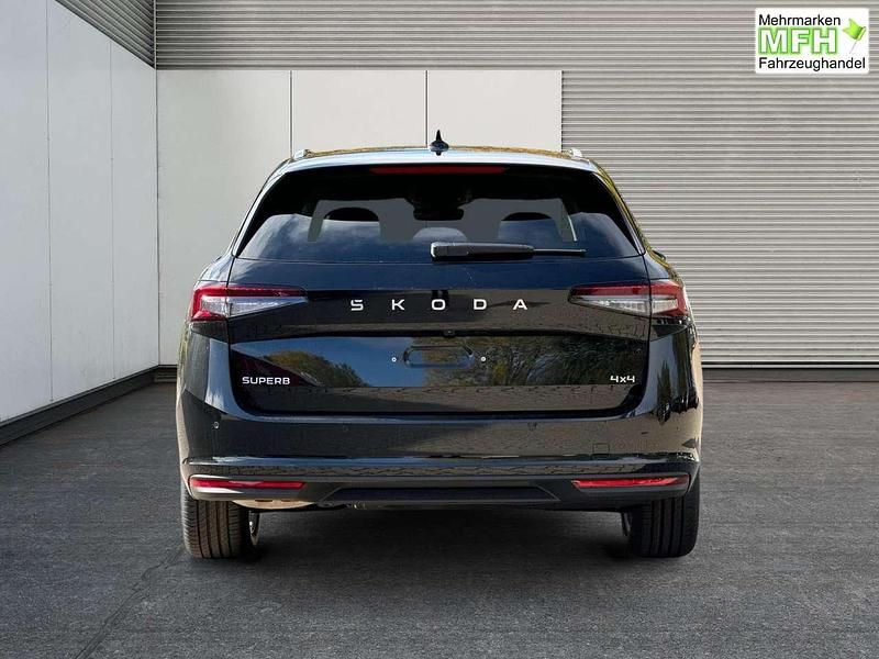 Neu Skoda Superb Selection 193 PS (141 kW) 2025 Onyxschwarz metallic Kombi