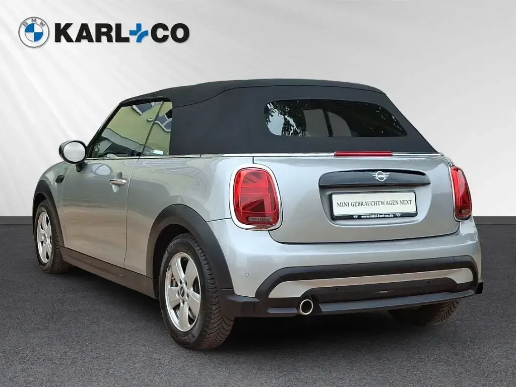 Gebraucht Mini Cooper Cabriolet 136 PS (100 kW) 2023 Melting silver iii (silber) Cabrio