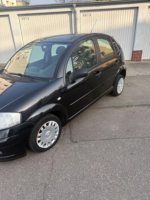 Gebraucht Citroën C3 Exclusive 73 PS (53 kW) 2005 Schwarz Limousine