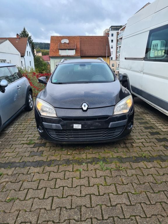 Schwarz Gebraucht 2009 Renault Mégane III Dynamique Limousine | 1.800 € (Superpreis) - Bild 1/4