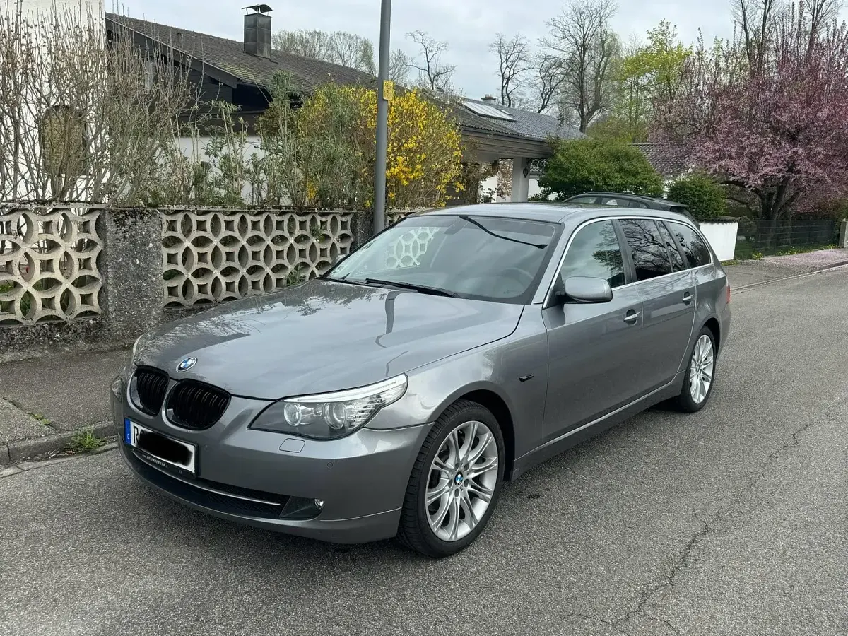 Second-hand BMW 525 197 CP (144 kW) 2007 Gri Break
