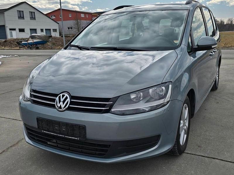 Gebraucht VW Sharan 140 PS (102 kW) 2010 Grau Van / Kleinbus