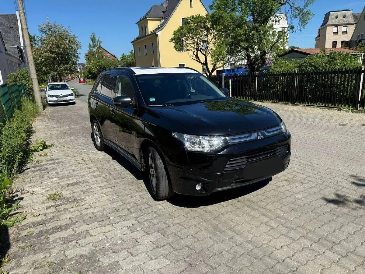 Gebraucht Mitsubishi Outlander Instyle 150 PS (110 kW) 2013 Schwarz SUV