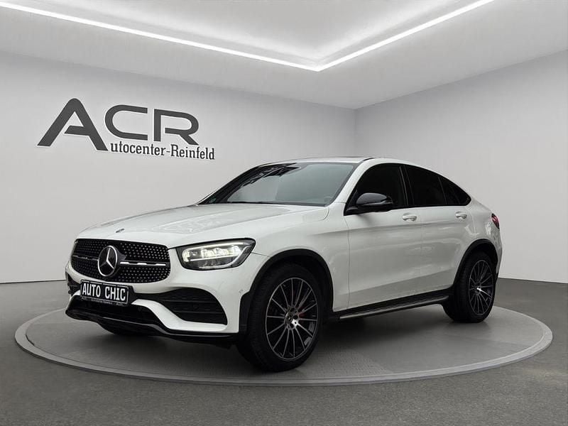 Gebraucht Mercedes GLC300 AMG 245 PS (180 kW) 2019 Weiß Limousine