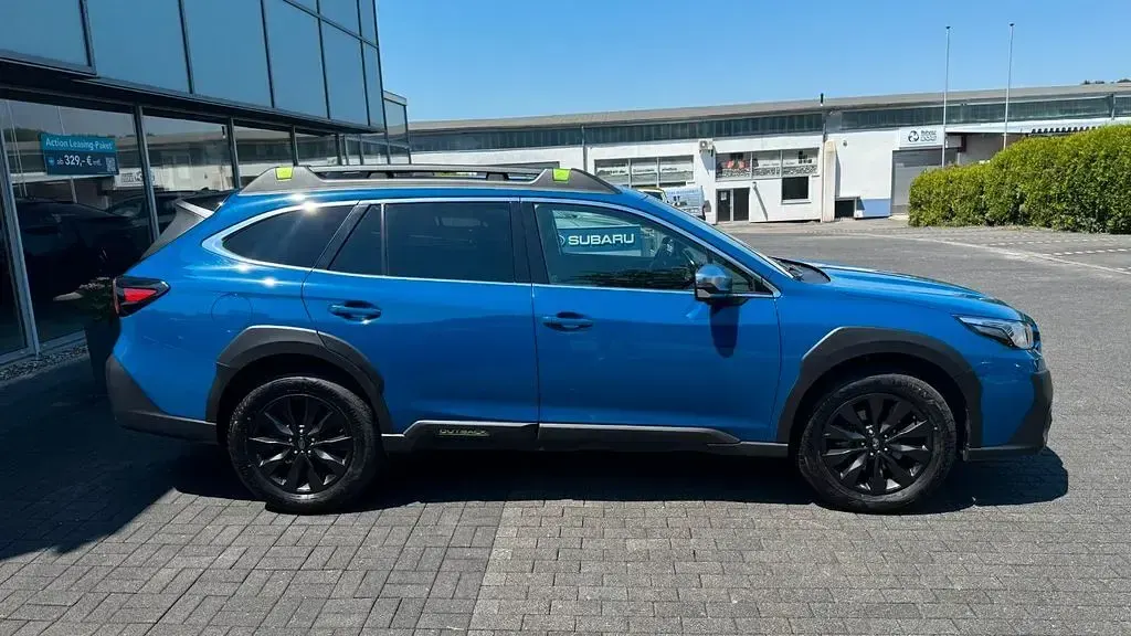 Gebraucht Subaru Outback Platinum 169 PS (124 kW) 2024 Blau Kombi